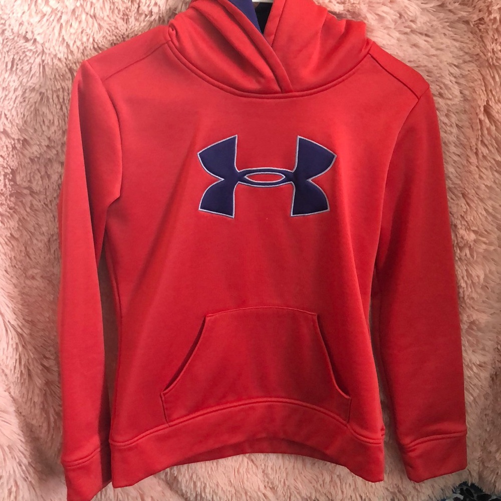 Under Armor Sweatshirt